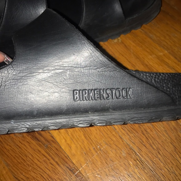 Black rubber Birkenstock’s - Picture 2 of 2